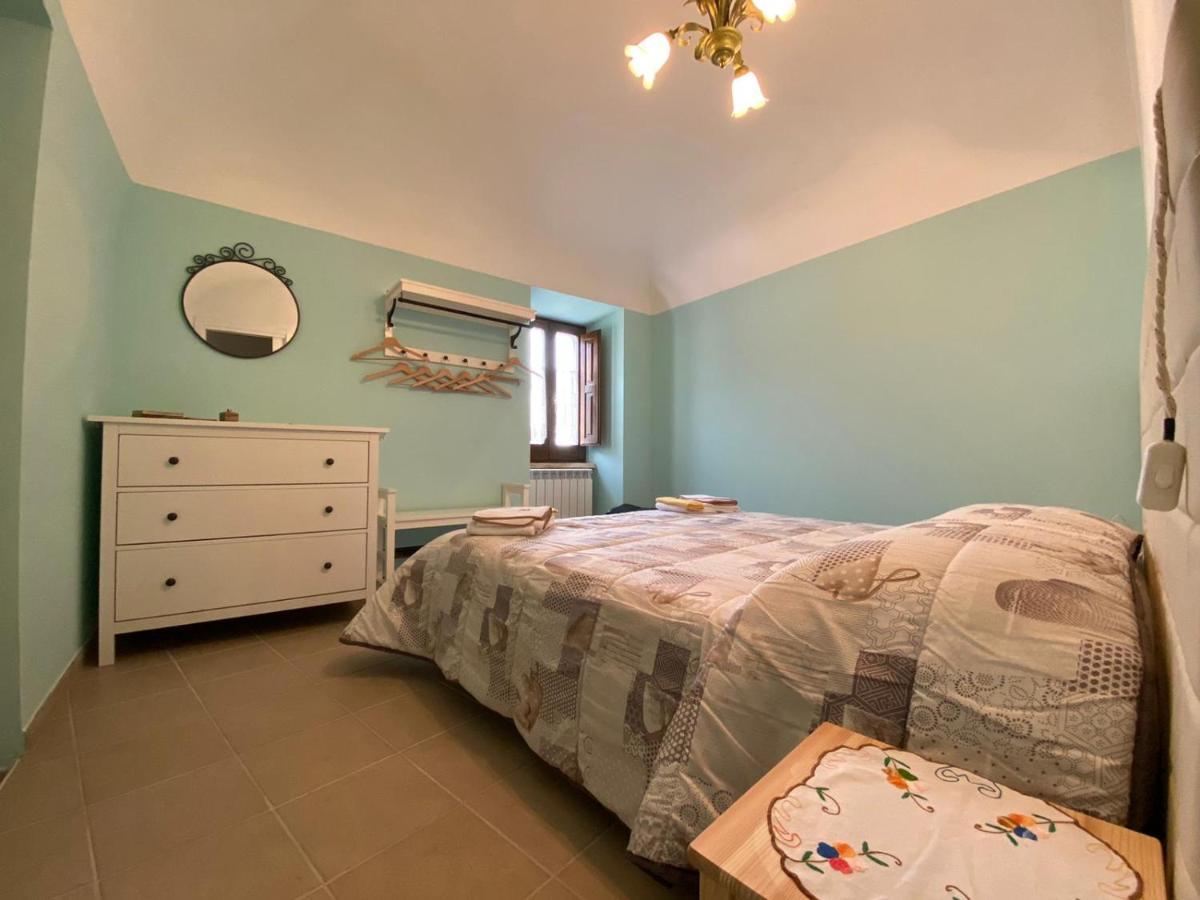 Apartment Dimora Di Nonno Livio Santo Stefano Di Sessanio
